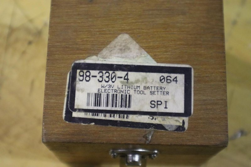 SPI Electronic Tool Setter in Wood Case- Auction Item