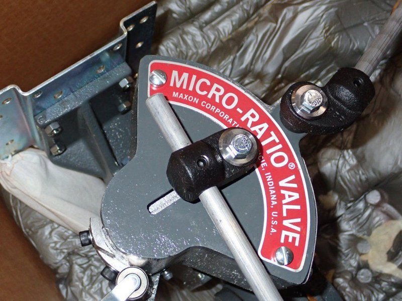 MAXON 6 1/2" &amp; 2" ACTUATOR VALVE  -  906156