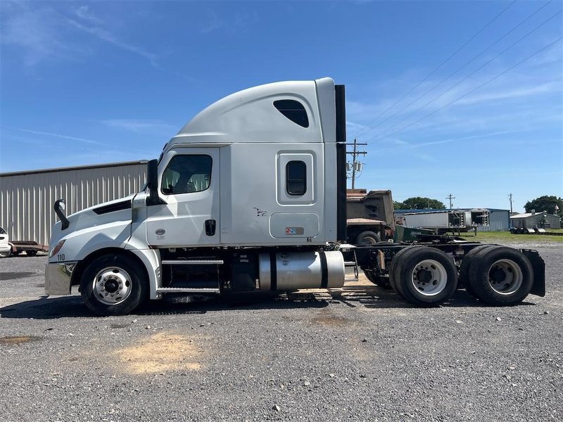 2019 Freightliner Cascadia KK8173