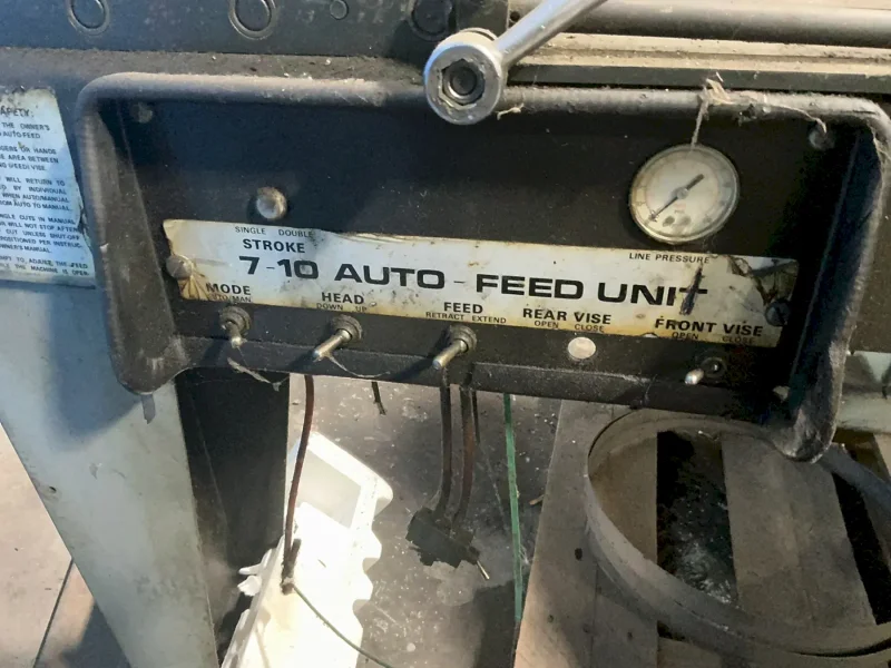 EMERSON 24" X 11" HORIZONTAL BAND SAW  -  10-2000S