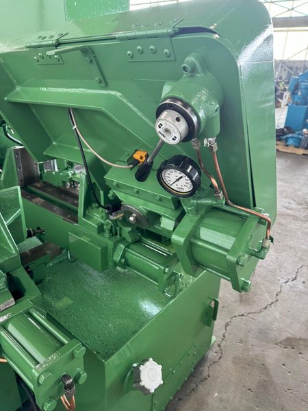 10" X 14" PEERLESS B1014A HORIZONTAL BANDSAW. STOCK # 0787424