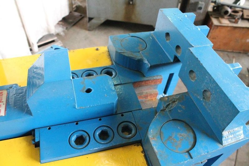 2" AMERICAN WELD &amp; HYDRAULIC RAM BENDER: STOCK #51196