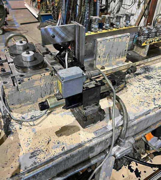 Tube Straightener and Cut-Off Machine, Komo Machine STOCK# 3935