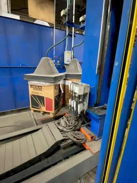 USED CLOOS HIGH PERFORMANCE DUAL STATION ROBOTIC WELDING CELL
