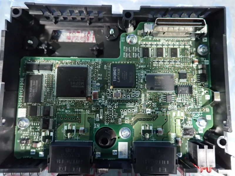 MITSUBISHI COMMUNICATION UNIT  -  GT15-J71LP23-25