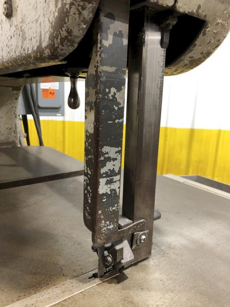 36&quot; DOALL MODEL #V36 VERTICAL BAND SAW: STOCK #18191