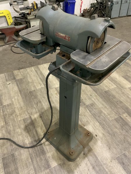1/2 HORSEPOWER DELTA ROCKWELL DOUBLE END CARBIDE GRINDER: STOCK #80355