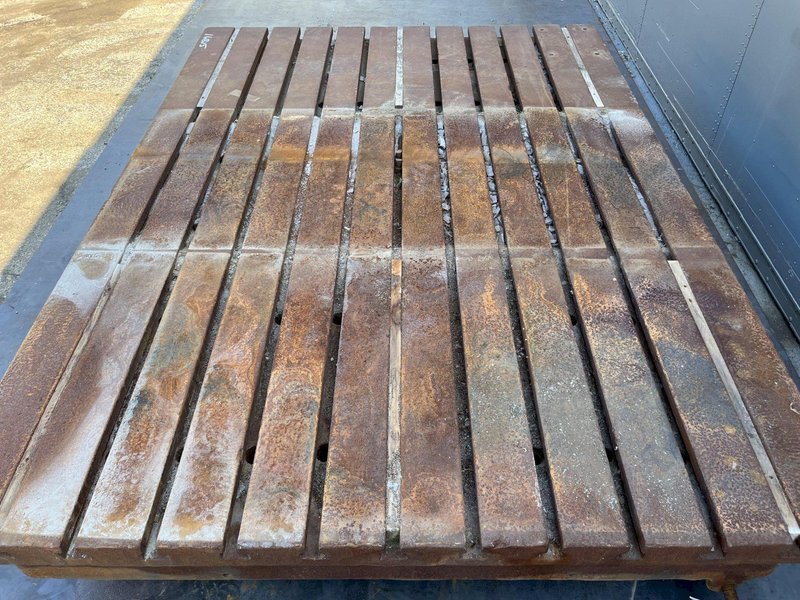 96&quot; X 72&quot; X 18&quot; T-SLOTTED PORTABLE STEEL FLOOR LAYOUT PLATE: STOCK #16815