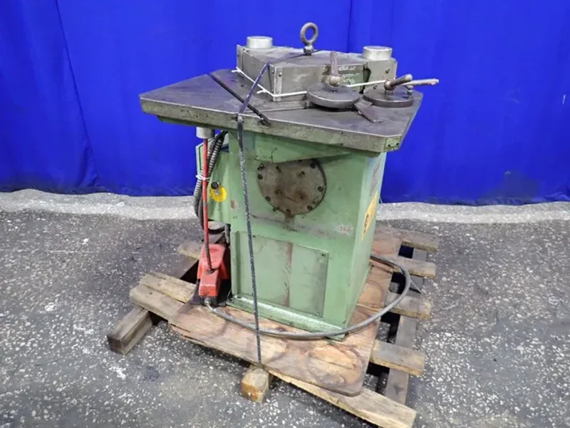 BOSHERT HYDRAULIC NOTCHER  -  PN4
