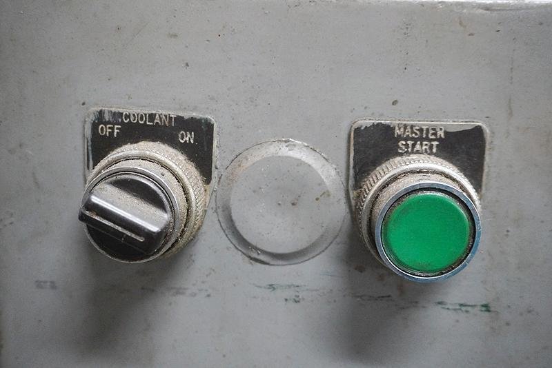 MILWAUKEE KEARNEY &amp; TRECKER MODEL #310 S-15 HORIZONTAL MILL: YOBRO #25930