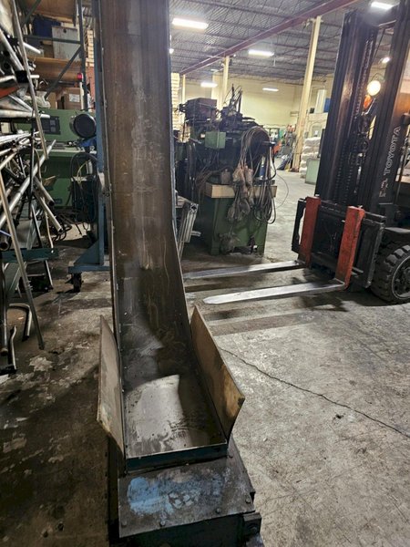 LIVONIA MAGNETIC LOADER