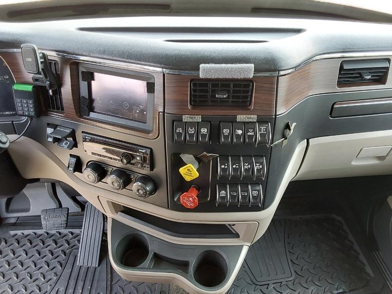 2022 Peterbilt 579 1XPBDP9X3ND763151