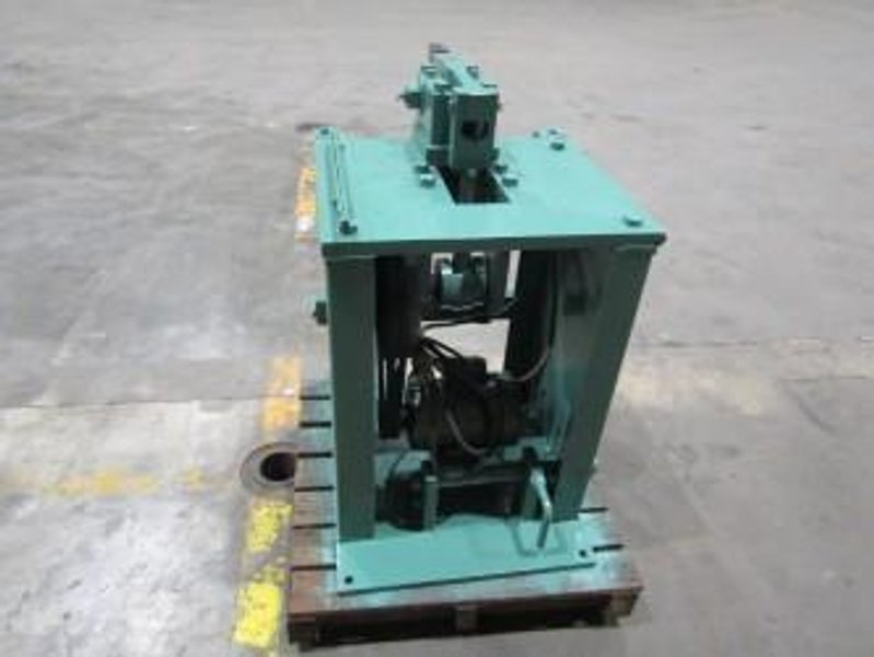 LUBOW WIRE NIBBLER MODEL C-1 TRIMMER