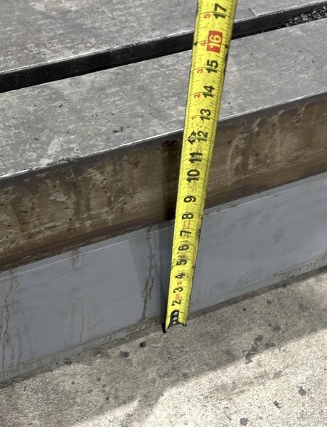 157" X 216.5" ' BAY CAST T-SLOTTED CAST LAYOUT FLOOR PLATE. STOCK # 0874126