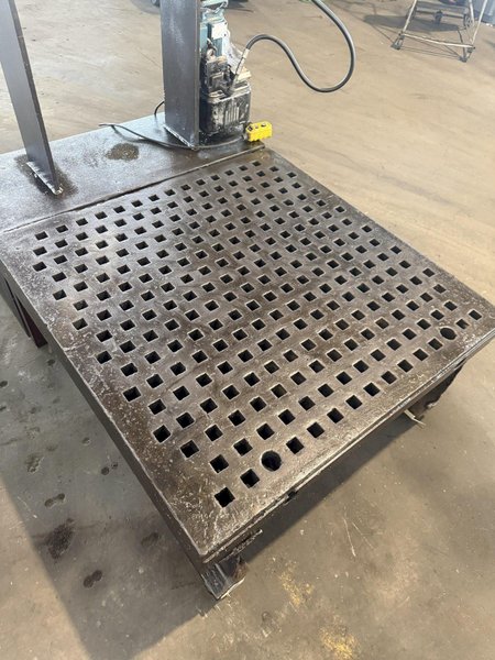 60" X 60" ACORN WELDING TABLE WITH STAND &amp; HYYDRAULIC PRESS. STOCK # 0878726