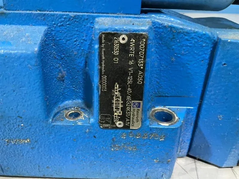 REXROTH 125 L DIRECTIONAL CONTROL VALVE  -  4WRTE 10 V16/25 -41/V