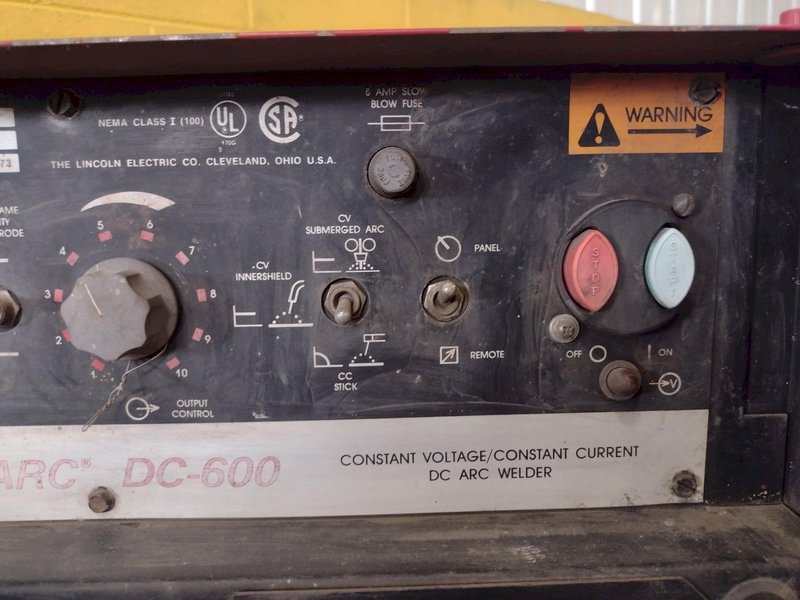 600 AMP LINCOLN IDEALARC DC-600 WELDING POWER SOURCE: STOCK #16686