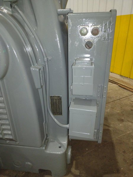 #3 KEARNEY &amp; TRECKER MILWAUKEE MODEL #3 VERTICAL MILLING MACHINE 64" x 13" x 10 HP: YOBRO #24458