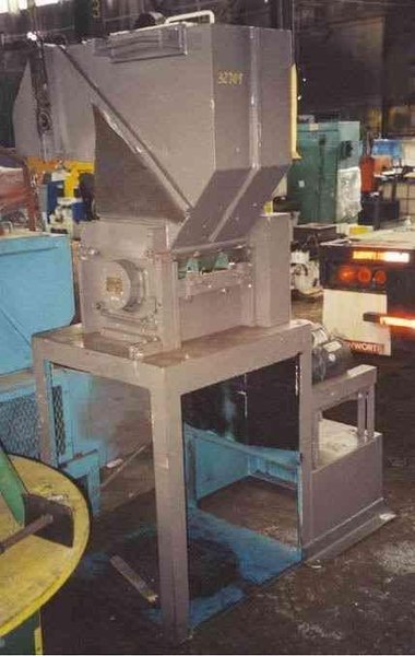 14&#039; X 16&#039; CUMBERLAND PLASTIC GRANULATOR: STOCK #18791