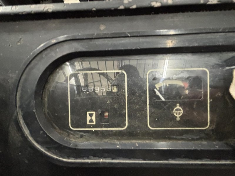 Yale GC060TFNVAE084 6,000 lb Capacity LPG Sit-Down Forklift- Auction Item