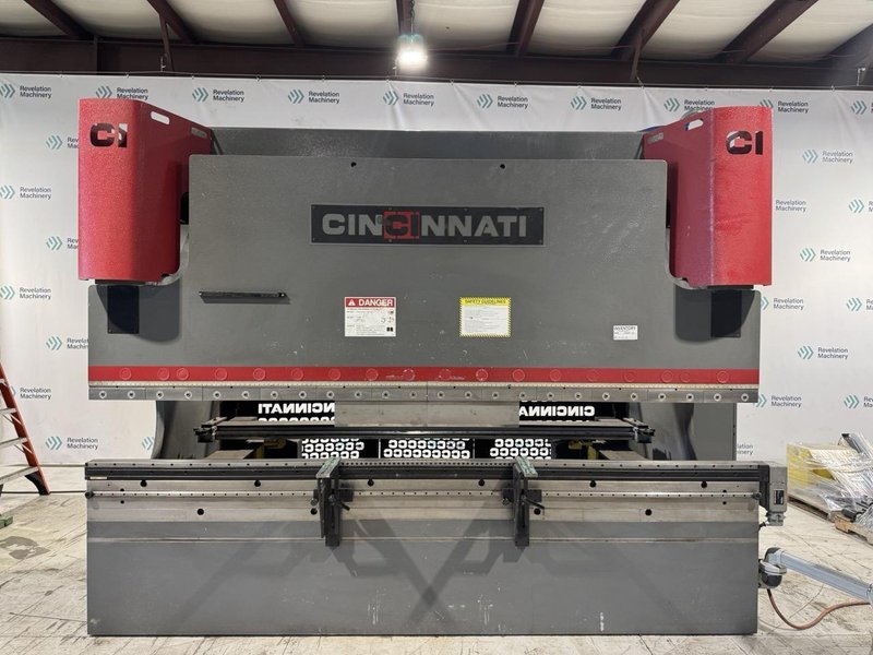175 Ton x 10′ Cincinnati Hydraulic CNC Press Brake, 2020 – Baseform Press Brake w/ Touchscreen Control, CNC Crowning &amp; Multi-Axis Backgauge