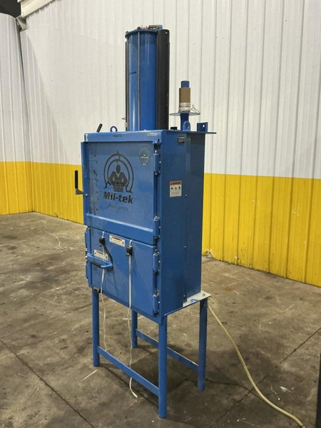 2022 MIL-TEK MODEL #2102 ECODRIVE CARDBOARD &amp; PLASTIC HYDRAULIC BALER: YOBRO #25843