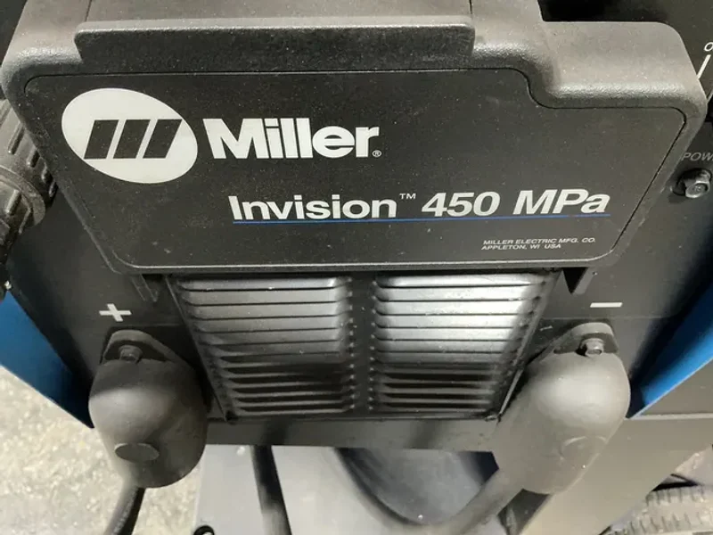 Miller 450 Amp Welder   -  Invision 450 Mpa