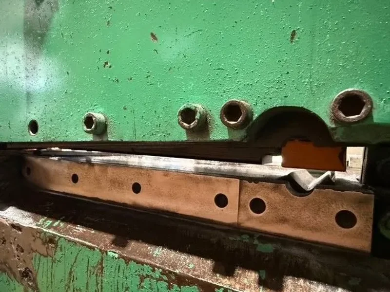 PIRANHA P3  Hydraulic Iron Worker 50 Ton USA #7576