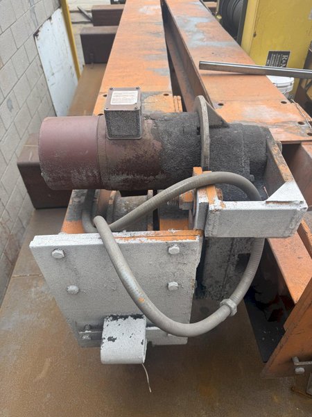 END TRUCKS FOR OVERHEAD CRANE: YOBRO #25121