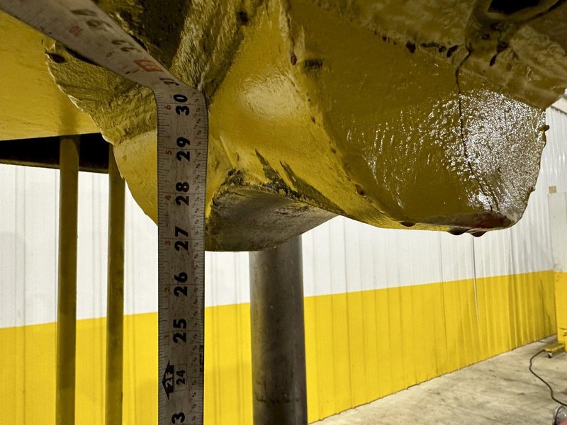 400 TON X 30' DRILCO TRAVELING HEAD HYDRAULIC STRAIGHTENING PRESS: STOCK #24953