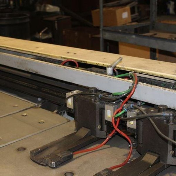 20 Ton Murata Motorum M2044 CNC Turret Punch, 2001