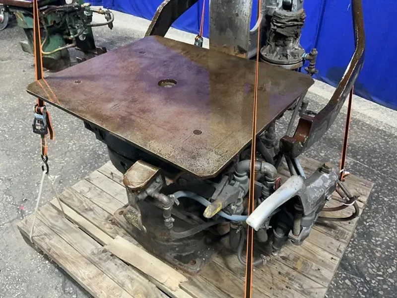 OSBORN 28” X 34” ROTOLIFT MOLDING MACHINE  -  3161-8