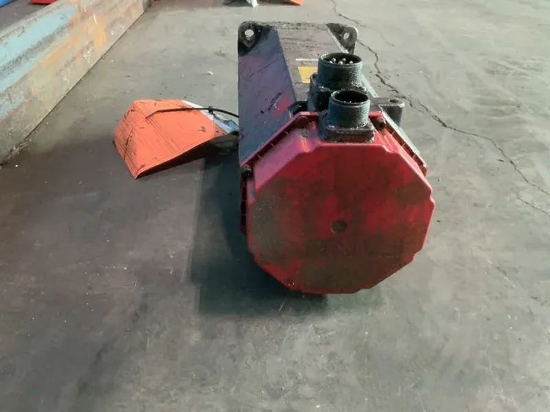 FANUC 15 AMPS A30/2000 AC SERVO MOTOR   -  A06B-0152-B075
