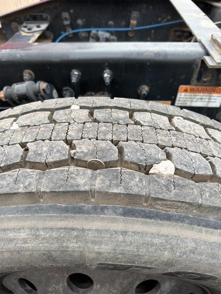 2020 Freightliner Cascadia 1FUJHHDV1LLLC1683