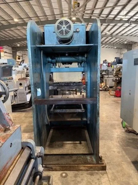 AMADA SPH-60 66 Ton Brake Punch 1983’ #7906