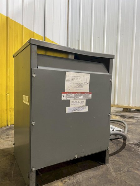 15 KVA SQUARE D 480 TO 240 V TRANSFORMER: STOCK #18884