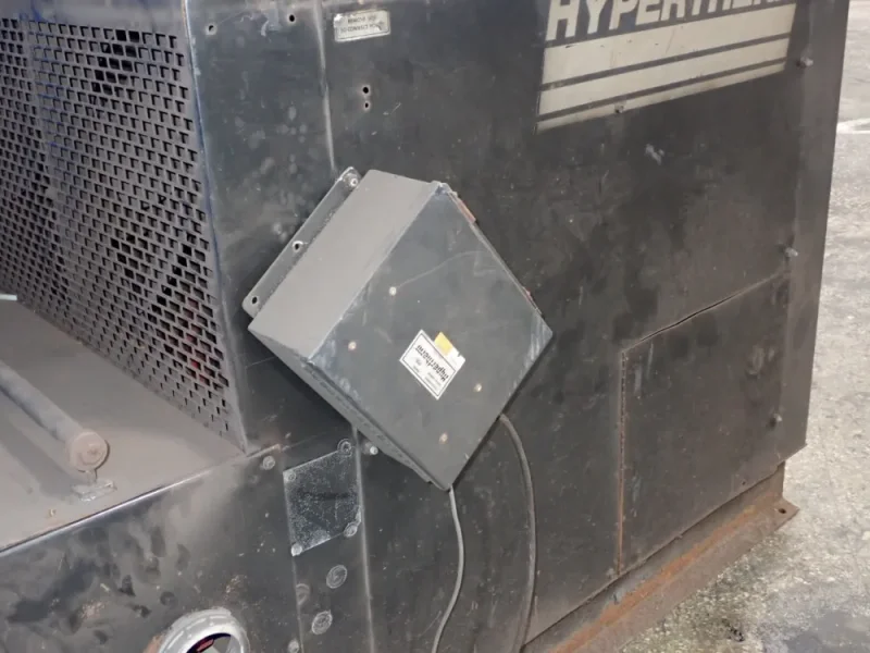 HYPERTHERM PLASMA CUTTER POWER SUPPLY  -  H-601