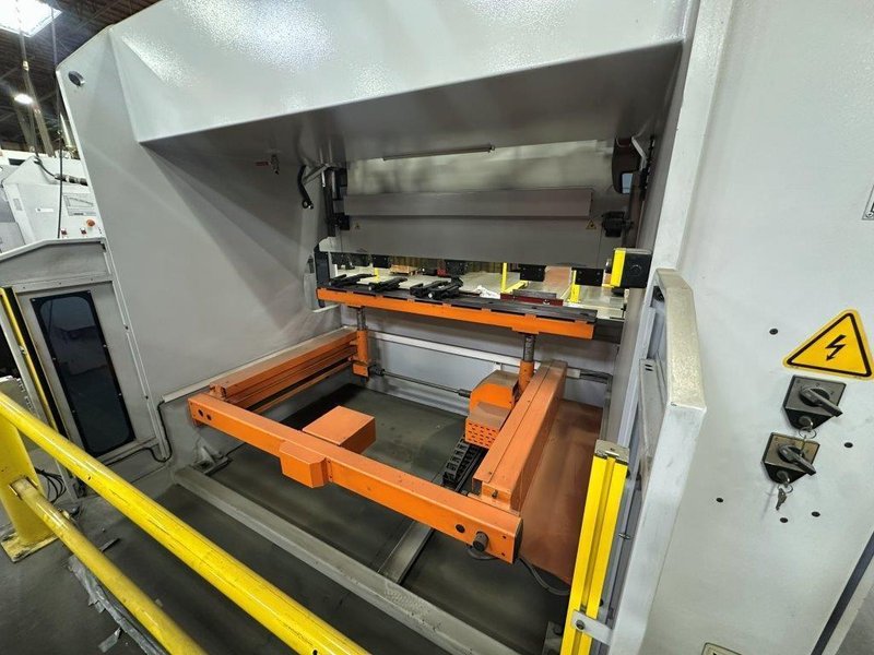 2016 Ermak Power Bend Falcon PBF 2600-100 CNC Press Brake (#5957)
