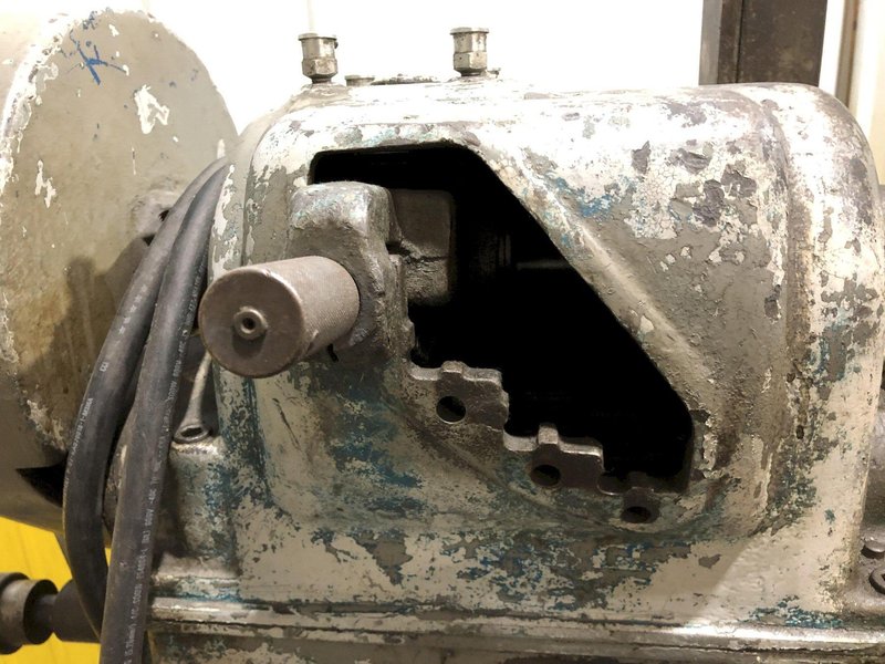 1/2" LANDIS THREADER FOR PIPE W/ 6R HEAD: STOCK #19067