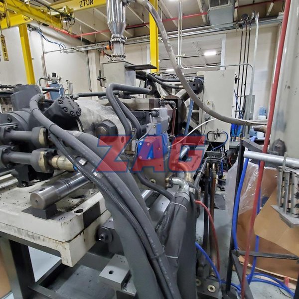 Cincinnati Milacron Used MH300-29 Injection Molding Machine, 300 ton,  29 oz.