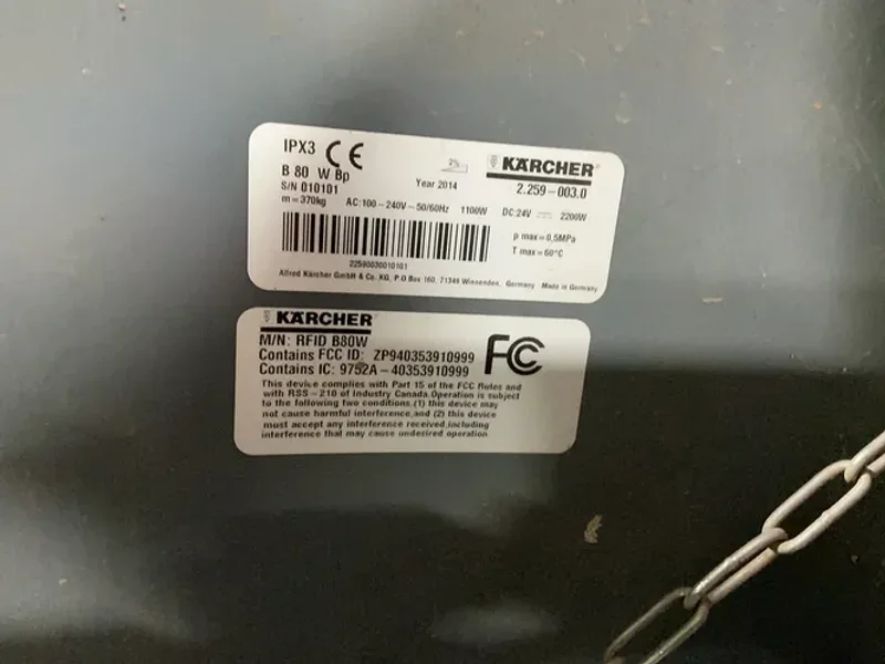 KARCHER 36” FLOOR SCRUBBER  -  RFID B80W