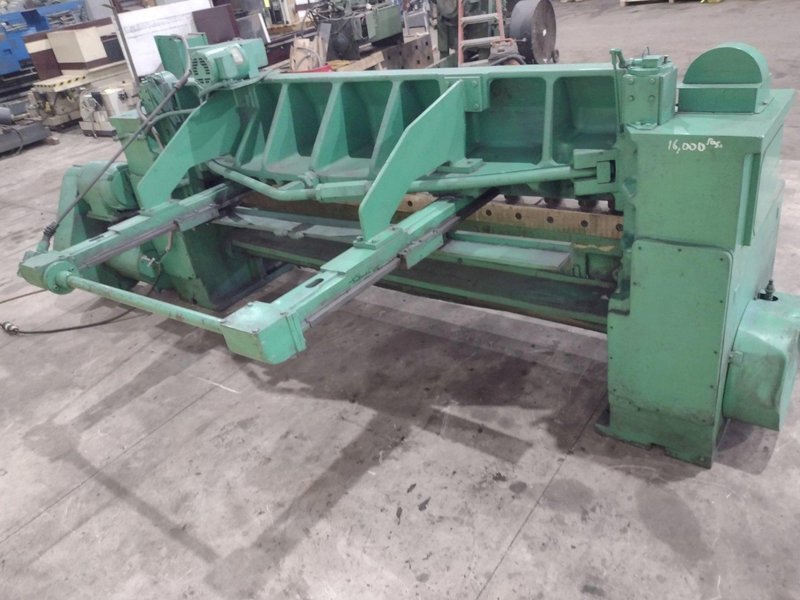8&#039; X 1/4&quot; WYSONG MODEL #825 MECHANICAL POWER SQUARING SHEAR: STOCK #23635