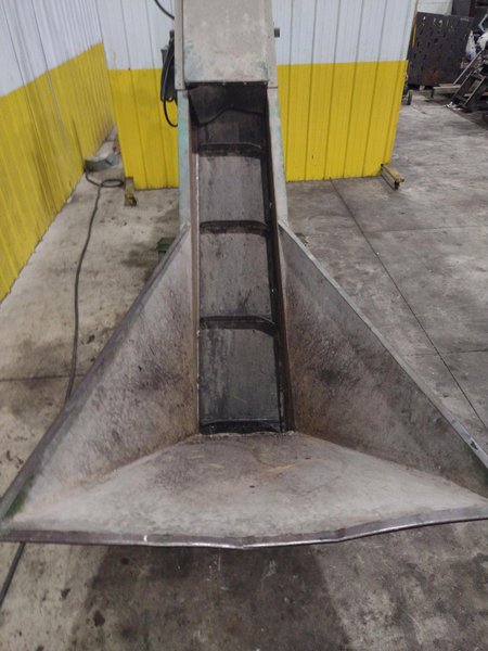 96&quot; CP MFG MODEL #GC-100 PORTABLE INCLINED CONVEYOR &amp; GLASS CRUSHER: YOBRO #24416