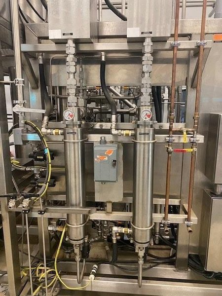 Isolate Systems CDMH.200-2X-2F Botanical CO2 Extraction System, 2021 – Less than 40 Hours