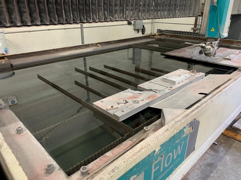 2017 FLOW MACH 500 4020XD Waterjet Cutters