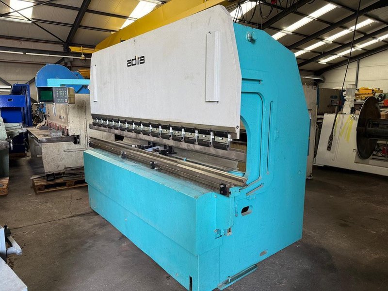 Adira QHA 125 ton x 3100 mm CNC