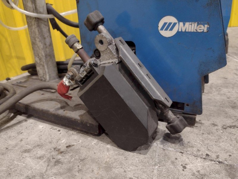 MILLER XMT450 CC CV WELDER W/ FEEDER: STOCK #23484