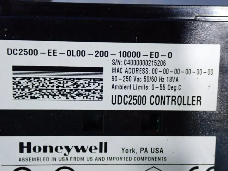 HONEYWELL ELECTRONIC THERMOSTAT  -  DC2500-EE0L00-200-10000-E0-0