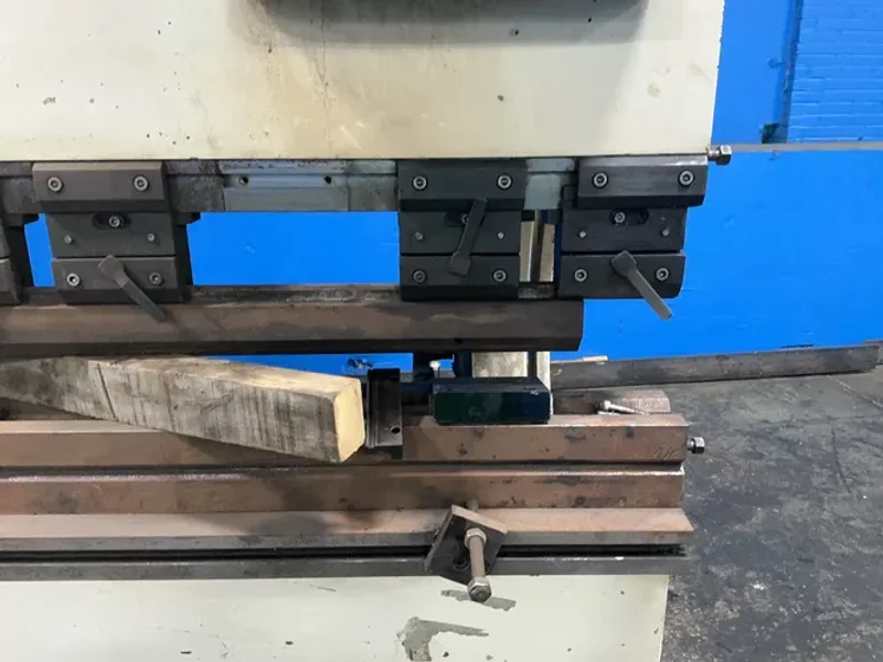 Ermak 12’ X 220 Ton CNC Press Brake - CNChap 12x220