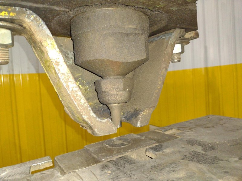 95 TON HILL ACME MODEL #6 HYDRAULIC IRONWORKER: STOCK #23420